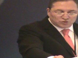 (5) Nail Sanlı TÜRMOB Genel Bşk.Sunumu 21 Mart 2011 de TÜRMOB - IFAC (Uluslararası Muhasebe Fedarasyonu) İşbirliği ile IFAC Küçük ve Orta Ölçekli Pratices Forum 2011' de Grand Hyatt ta Buluştular.