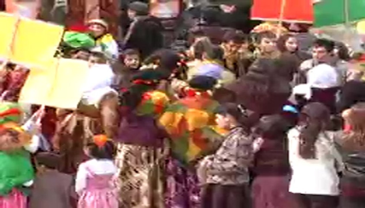 21 Komünden Newroz ateşi