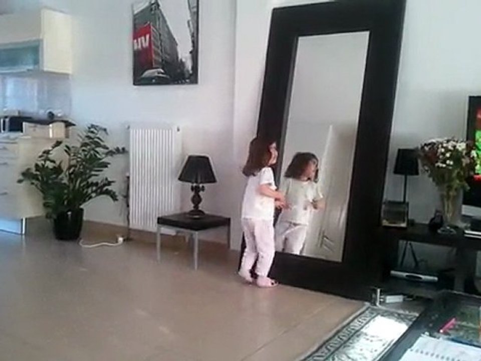 Petit spectacle de Zouzou (suite)