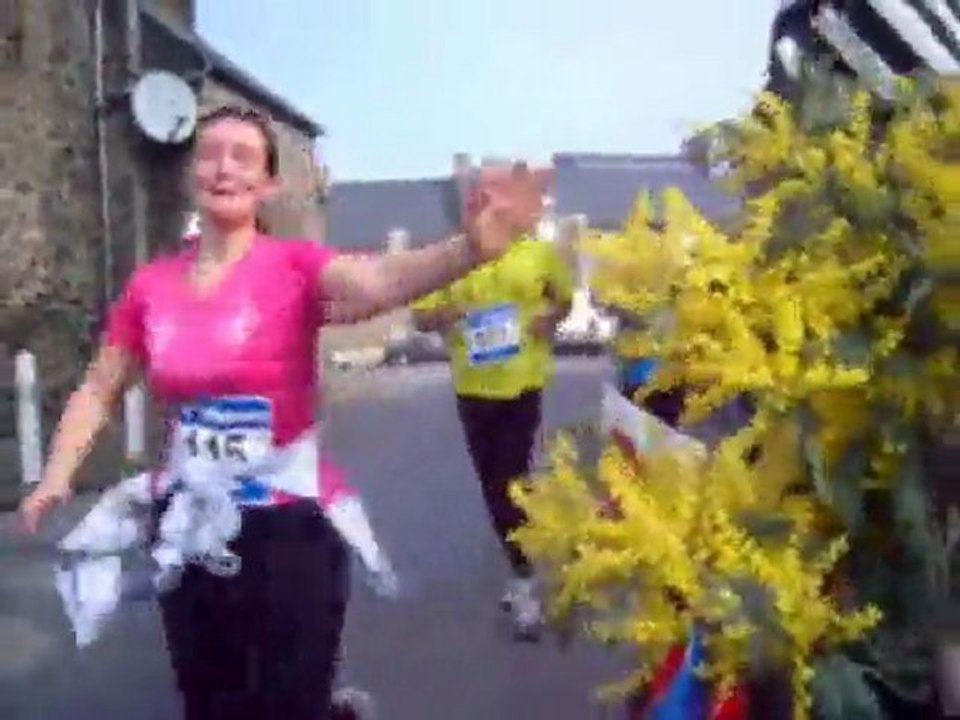 9 ème foulées Rozéennes 2ème partie à roz landrieux