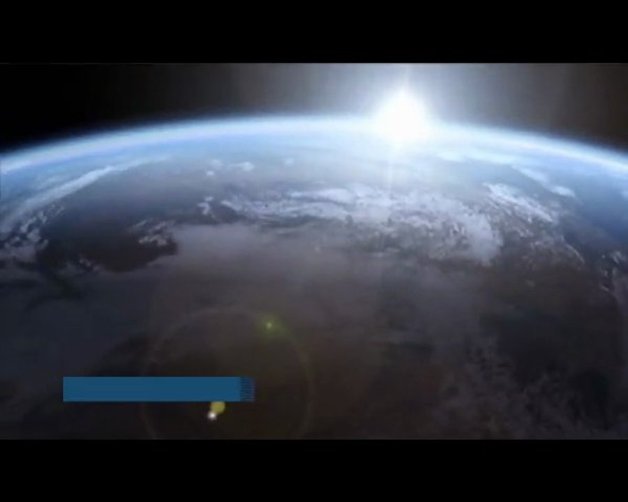 DIMANCHE DANS L’ESPACE