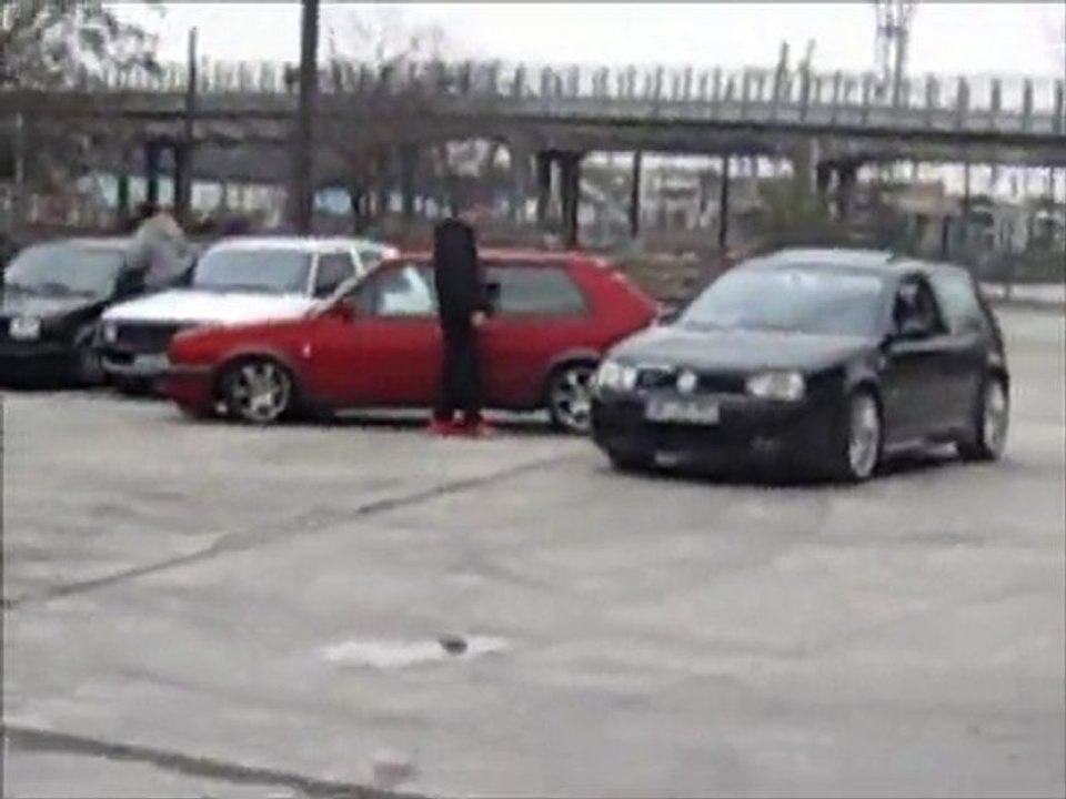 r32 team as