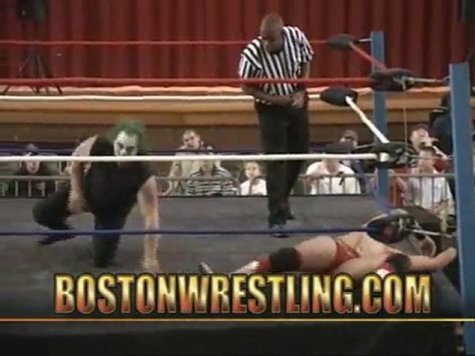 Julian Starr vs. Doink The Clown (Matt Borne) (9/18/2010)