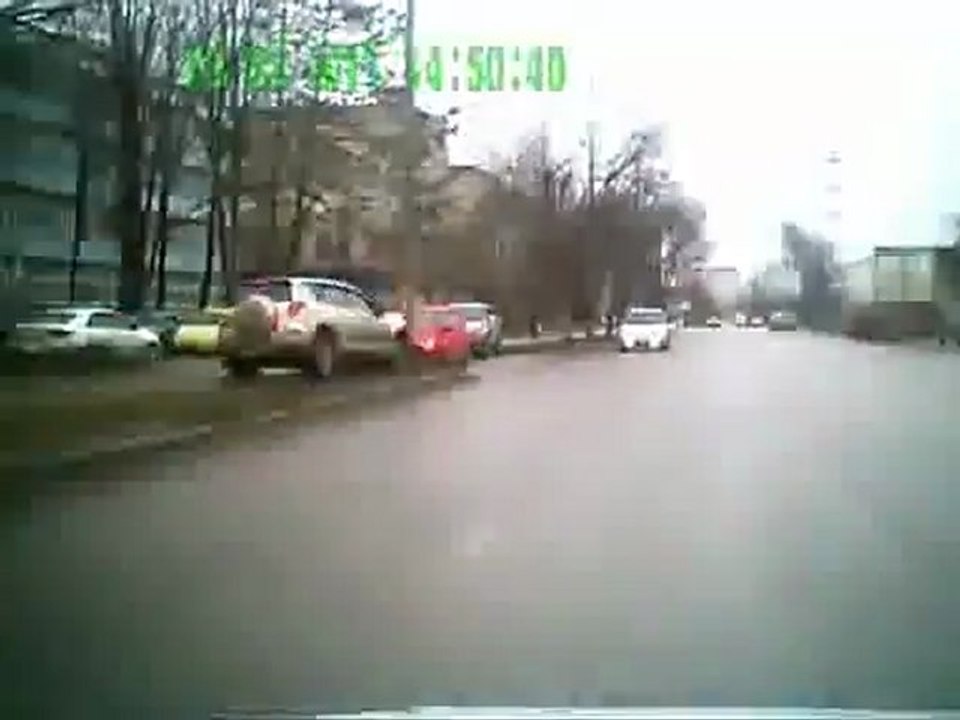 0133 - Accident en tournant à gauche