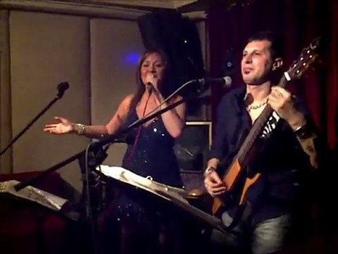 ÖZLEM YÜKSEK&SERGIO/ANLAMAZDIN (ÇİÇEK BAR)