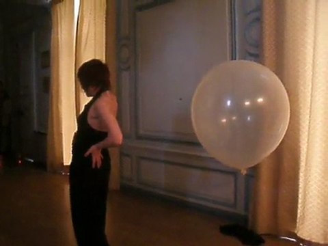 Elysabeth Demilly ,CADAnse hommage aux demandeurs d'asile, chateau de Brou, Printemps des poetes, proposé par le Skatepark avec le concours du Théâtre de Chelles