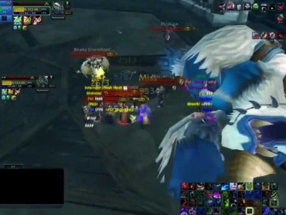 Mione (DK) solote les Champions de Faction (Colisée)