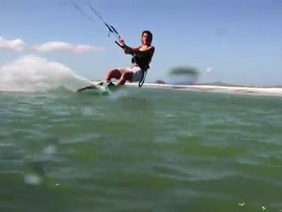 WAPALA Mag N°41: Surf au Maroc, Windsurf à Jaws, portrait d'une kitesurfeuse de charme