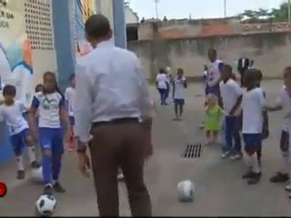 Ο Ομπάμα παίζει μπάλα στο Ρίο