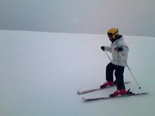 samedi 12 mars 2011, Eloïse et sa maman au ski !