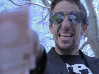 Clip N Remix 2011 - La crise -