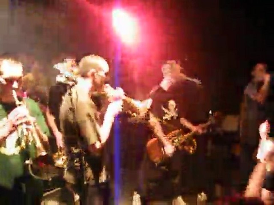 LOS Tres Puntos  Concert 11-02-2011 à l' Usine à Chapeaux