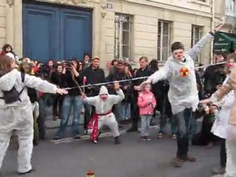 Anti-Nucleaire Manifestation, Clowns 3