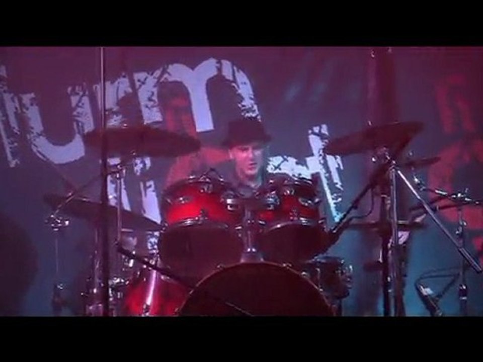 La Poupee - Sturmlicht