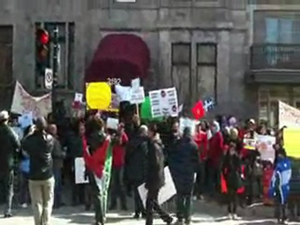 manifestation des marocains à Montréal 20-03-2011 part1