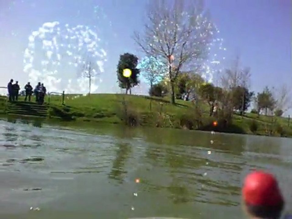 caméra ambarquée sur le bateau à GUILLAUME