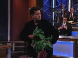 Charlie Sheen embrasse sur la bouche Jimmy Kimmer [Buzz US]