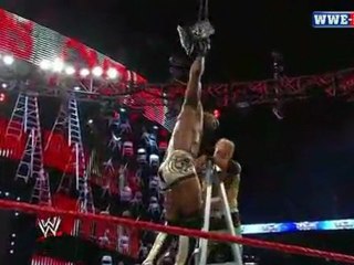 Wwe-Fr.Net - Ladder Match - 32ème Match [Christian Vs Shelton] P2
