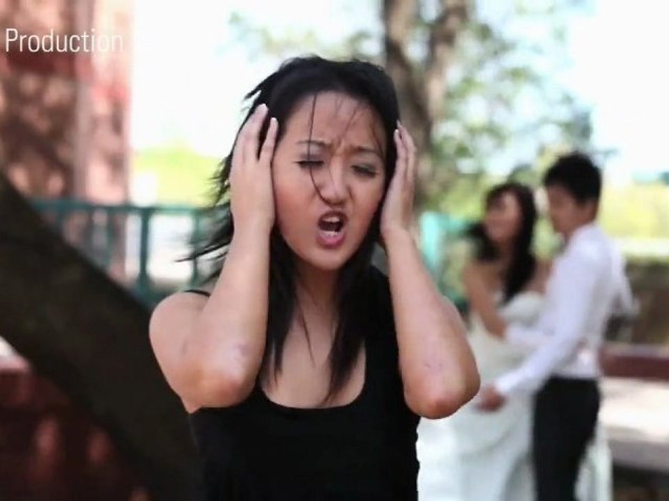 Anh đã cho tôi một lần đau - Uyên Vy