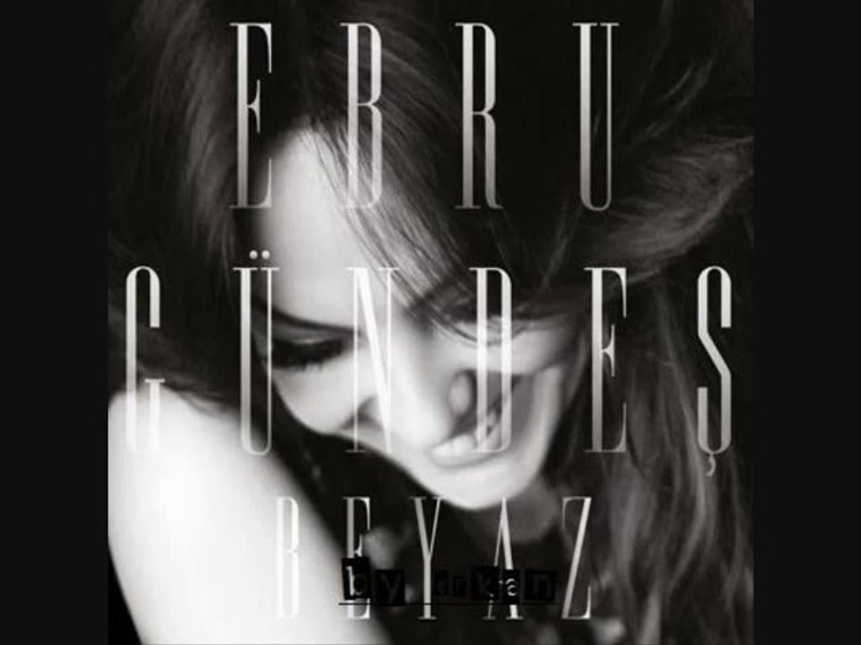 Ebru Gündeş - Hayrandim 2011 Beyaz-www.birgulum.com