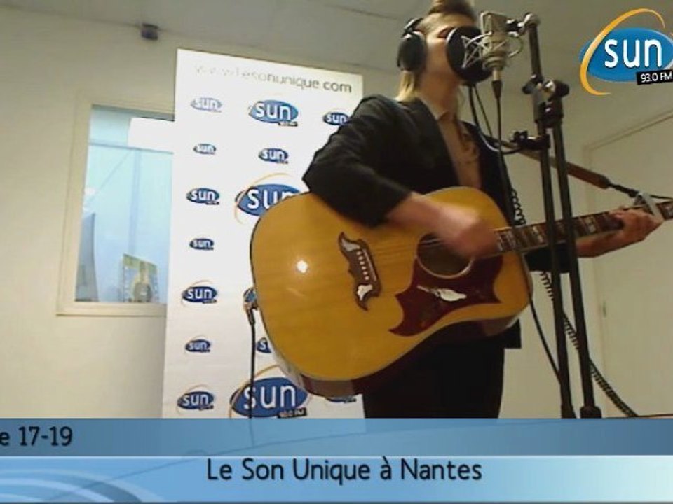 Claire Denamur - Rien de moi en acoustique sur SUN