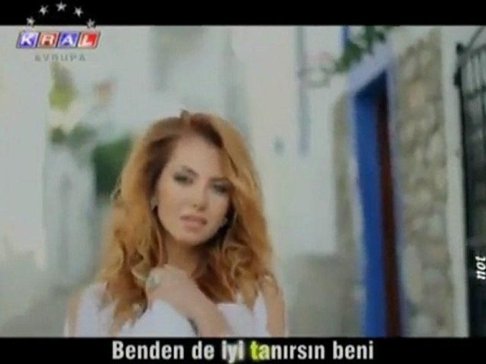 Yelda - Sakın Vazgeçme Sevmekten2011 H.Q.-www.birgulum.com