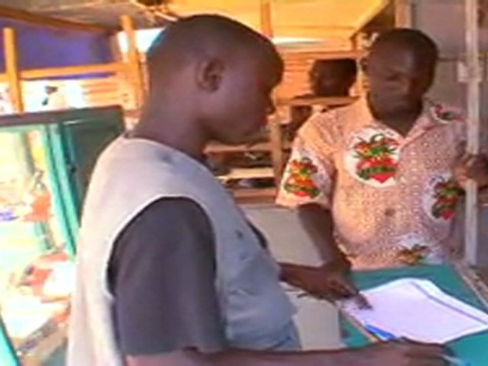 Orange environnement - Collecte et recyclage des téléphones usagés en Afrique