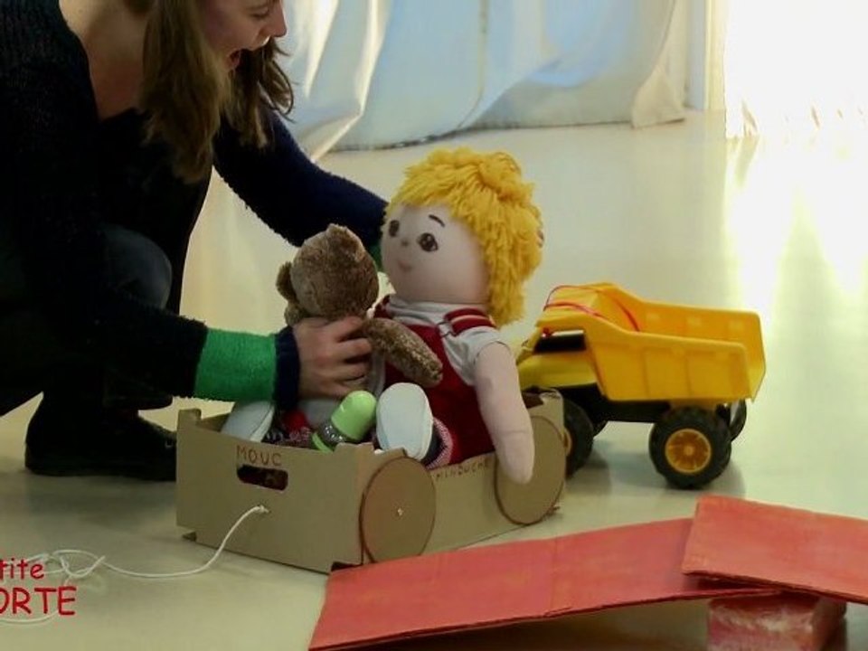 Extraits :  " Tourne Camion ! "