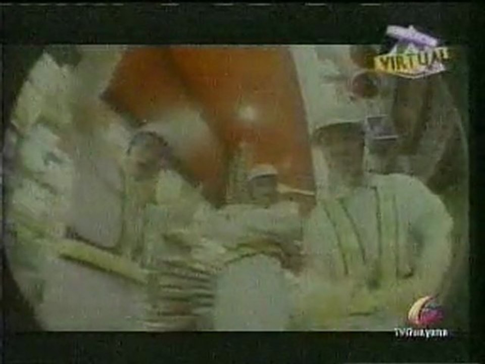 Beastie Boys - Intergalactic