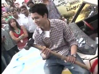 Udaan - Bollywood Movie Review - Rajat Barmecha & Ronit Roy