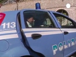 Iniziato lo "svuotamento" di Lampedusa