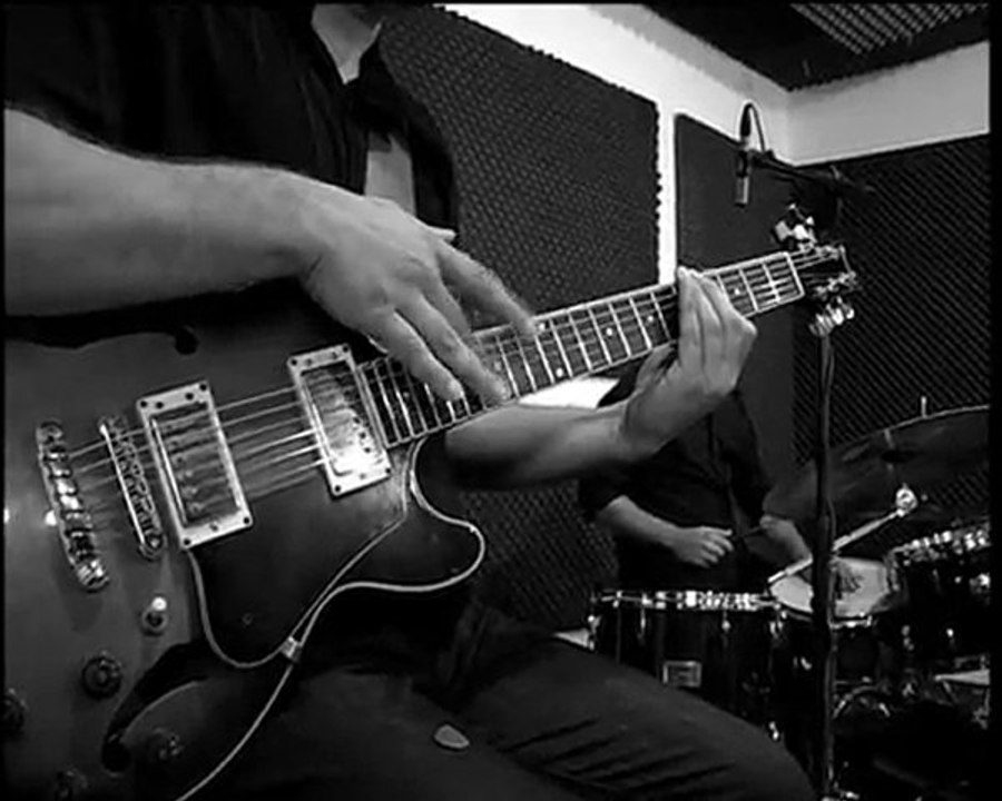 Tal And Reut - In A Manner Of Speaking - live in the studio