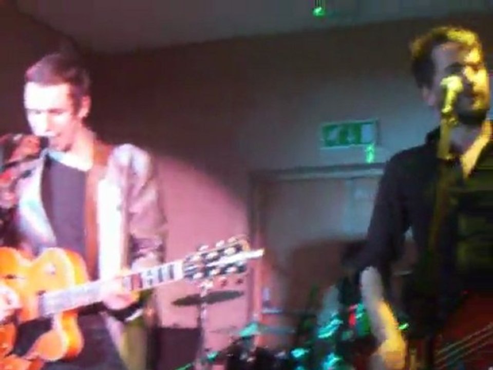 KILL THE YOUNG@THE CLUB CONGLETON - DARWIN SMILES