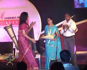 Shabana Aazmi  Gives A Bravery Awards