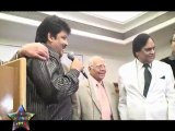 Udit Narayan Sings Papa Kehte Hai