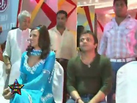 Sizzling Neha Dhupia & Rajpal Yadav in Dandiya.mp4