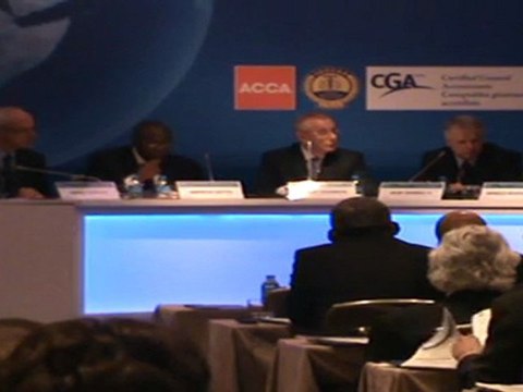 (11) 21 Mart 2011 de TÜRMOB - IFAC (Uluslararası Muhasebe Fedarasyonu) İşbirliği ile IFAC Küçük ve Orta Ölçekli Pratices Forum 2011' de Grand Hyatt ta Buluştular.