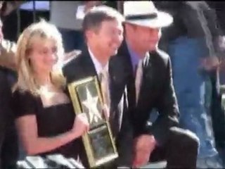 Resese Witherspoon Gets Hollywood Walk of Fame
