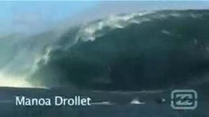 Teahupoo big wave surfing