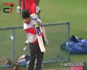 Dramatic Last Over of the match ( England vs India ) - ICC Cricket World Cup 2011