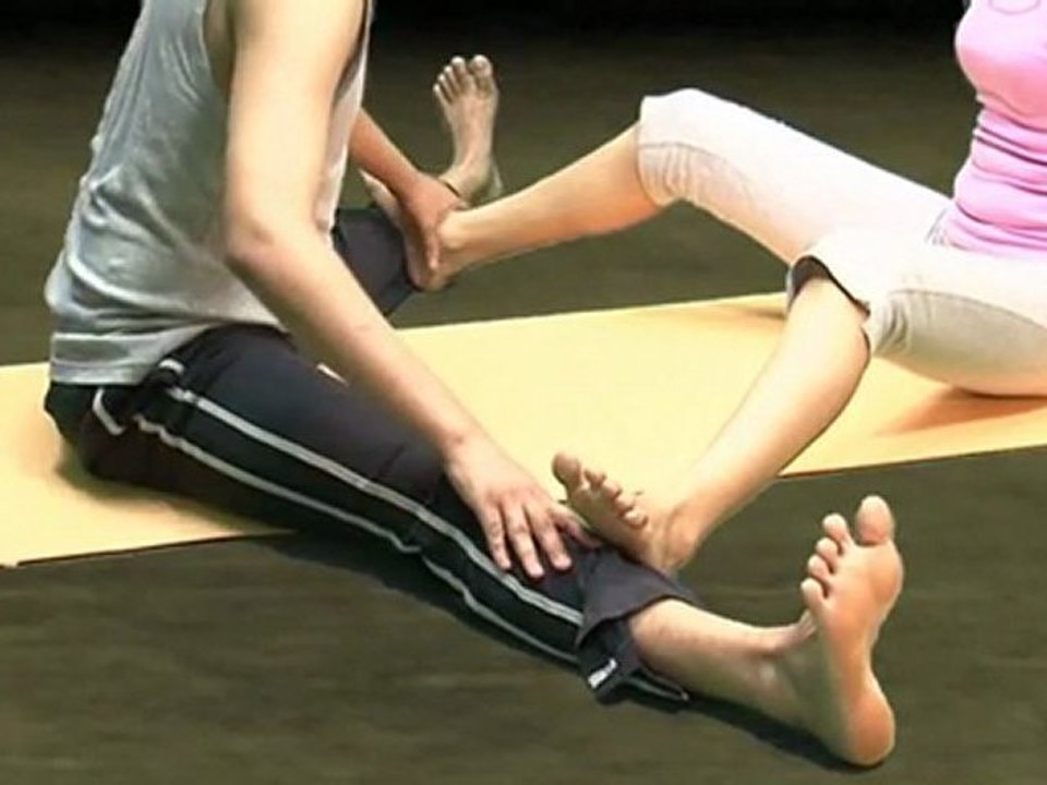 hOt cOupLe yOgA