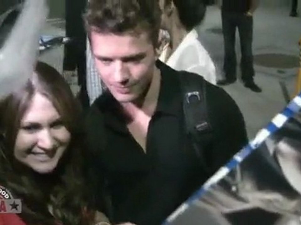 Ryan Phillippe DATING Amanda Seyfried