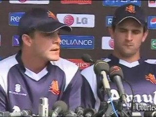 Netherland's Captain finds Yuvraj Dhoni dangerous!