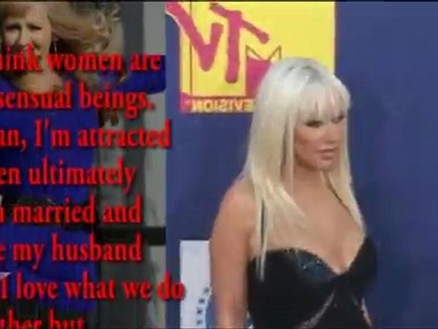 ⁣Christina Aguilera Into Female Strippers!!
