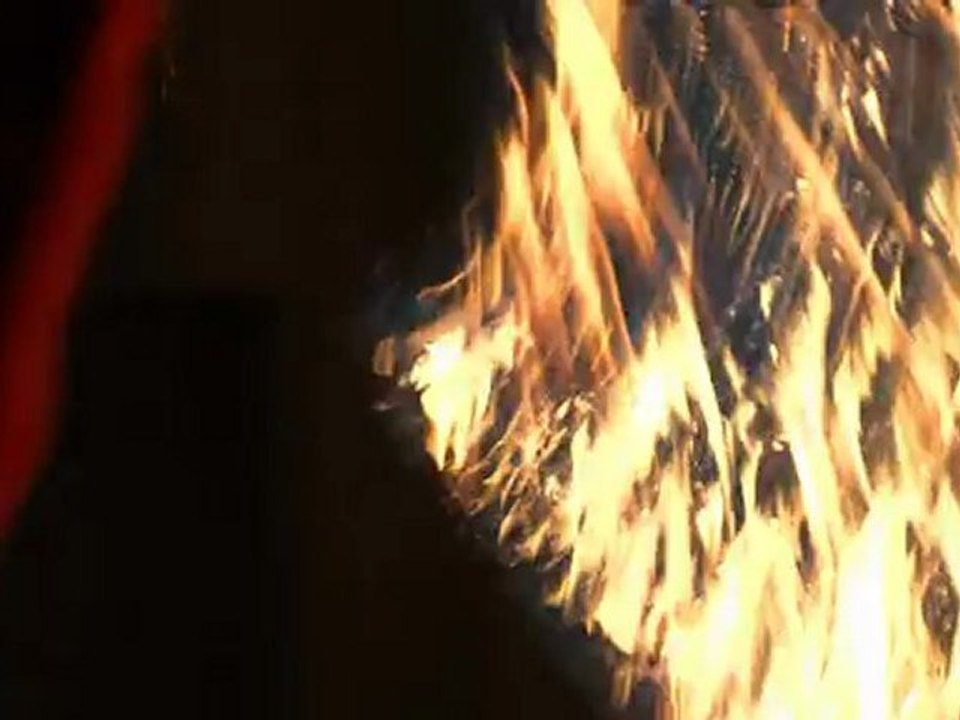 Danse De Feu, Cordes enflammées