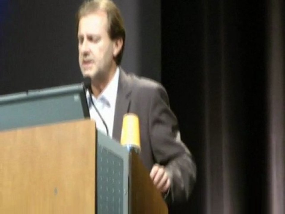 Pascal Champvert, AD-PA accueille Roselyne Bachelot-Narquin au Congrès National des professionnels de gériatrie 2011