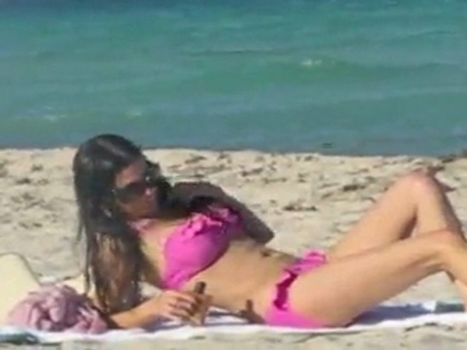 Exklusiv: Adriana de Moura im Bikini