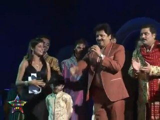 Udit Narayan  "Main Pardesi Hoon" On Navratri Stage
