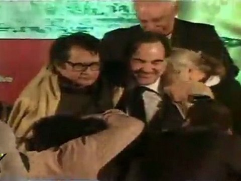 Manoj Kumar With Oliver Stone At Mumbai Film Festival