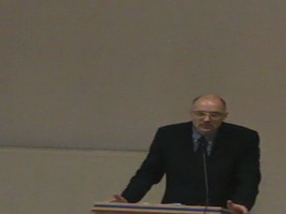 TVG-9 Andrzej Nowak - Historyczne Korzenie Polityki Zagranicznej  Lecha Kaczyńskiego 1/4